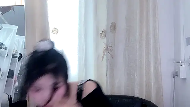 Snapshot of yiyibaby2026 chatting on 03/23/26, 02:00 yiyibaby2026 online show from 03/23/26, 02:00