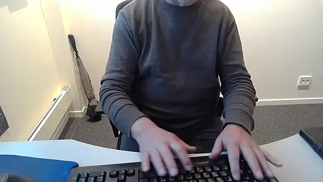 Buggemann online show from 04/28/26, 03:55
