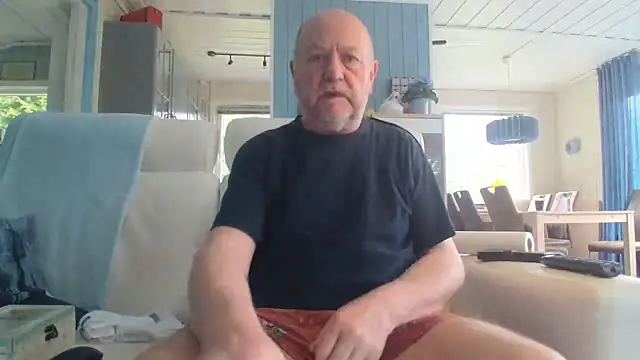 Buggemann online show from 06/12/26, 04:05