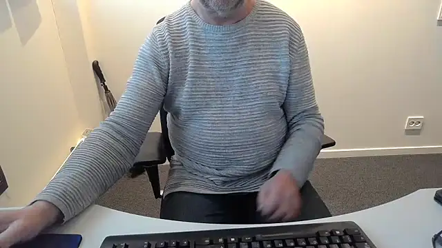 Buggemann online show from 05/11/26, 03:52