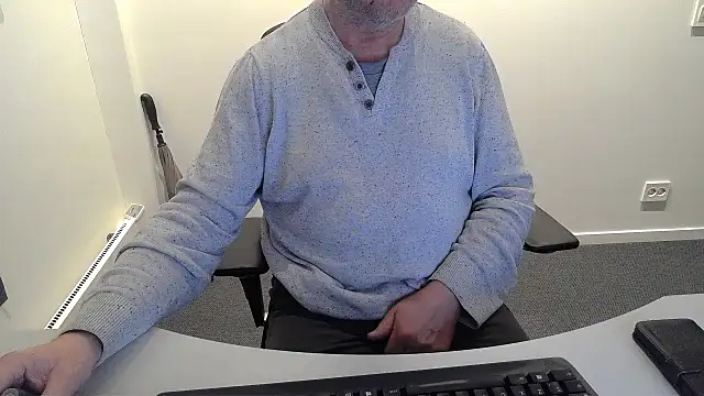 Buggemann online show from 03/23/26, 04:34