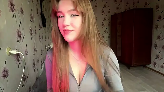 AnnaWasp online show from 05/08/26, 04:49
