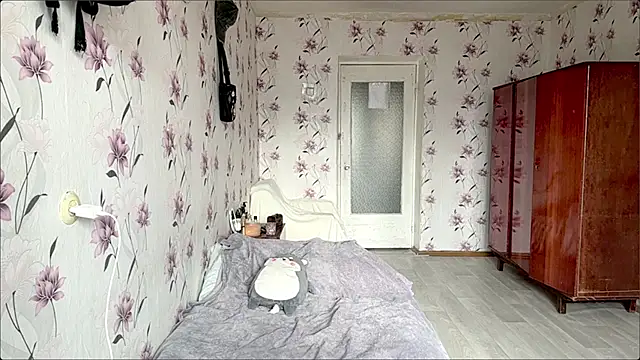 AnnaWasp online show from 04/16/26, 05:30