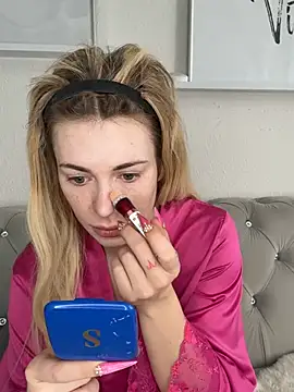 Snapshot of SelinaGalinsky6 chatting on 03/24/26, 12:27 SelinaGalinsky6 online show from 03/24/26, 12:27