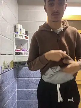 Achrafsad9i online show from 04/13/26, 08:46