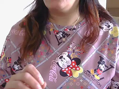Snapshot of spicy_Zara chatting on 07/12/26, 04:35 spicy Zara online show from 07/12/26, 04:35