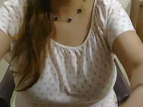 Snapshot of spicy_Zara chatting on 06/06/26, 10:09 spicy Zara online show from 06/06/26, 10:09
