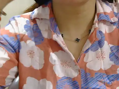 spicy Zara online show from 03/20/26, 07:53