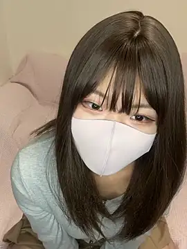 Snapshot of ichigonoiichan chatting on 04/22/26, 12:06 ichigonoiichan online show from 04/22/26, 12:06