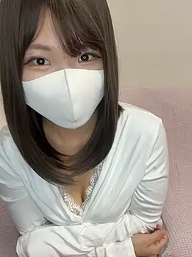 Snapshot of ichigonoiichan chatting on 05/21/26, 12:08 ichigonoiichan online show from 05/21/26, 12:08