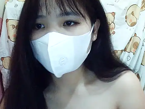 VyVy18 online show from 04/03/26, 01:17