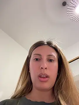 EvaRyen  online show from 05/13/26, 04:03
