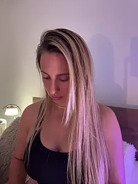 EvaRyen  online show from 07/13/26, 04:39