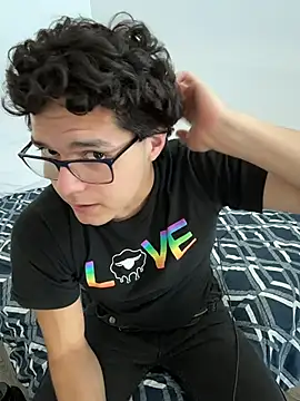 Snapshot of Caleb-Sweats chatting on 05/27/26, 10:06 Caleb-Sweats online show from 05/27/26, 10:06
