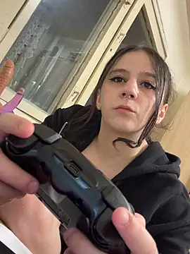 sugarbabbyivy online show from 04/18/26, 07:07