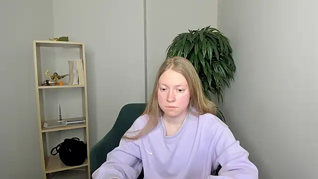 LashandaDevoto online show from 03/15/26, 09:05