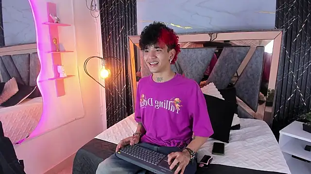 noah travis online show from 03/17/26, 02:25