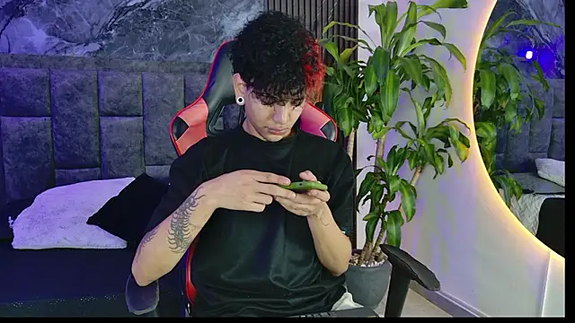 noah travis online show from 03/13/26, 01:27