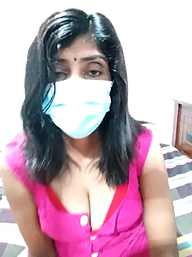 Snapshot of Amisha-35 chatting on 05/08/26, 01:09 Amisha-35 online show from 05/08/26, 01:09