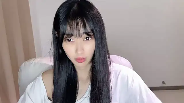 xiaooyee online show from 05/21/26, 02:36
