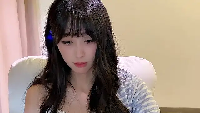 Snapshot of xiaooyee chatting on 04/09/26, 01:50 xiaooyee online show from 04/09/26, 01:50