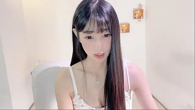 Snapshot of xiaooyee chatting on 07/07/26, 02:42 xiaooyee online show from 07/07/26, 02:42