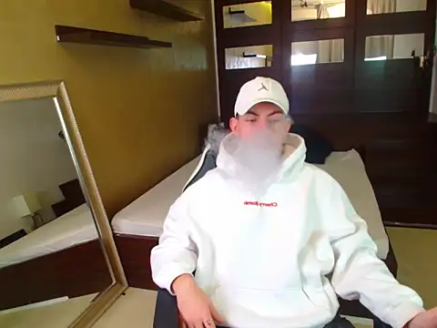 KrewVaughn online show from 03/24/26, 06:13