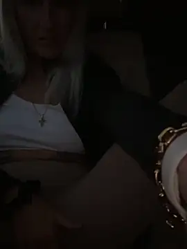 Snapshot of AtomBlondy chatting on 03/29/26, 04:30 AtomBlondy online show from 03/29/26, 04:30