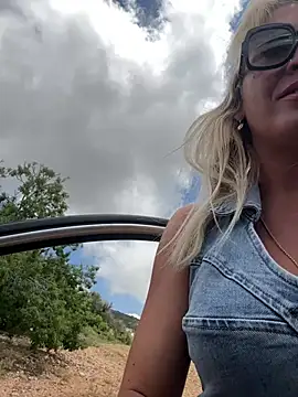 AtomBlondy online show from 05/22/26, 10:02
