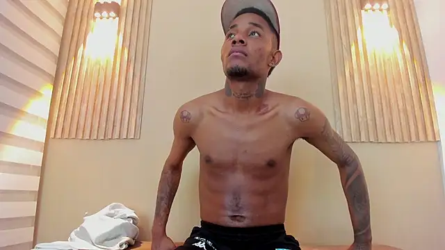 ARLO MORRIS online show from 04/14/26, 03:44