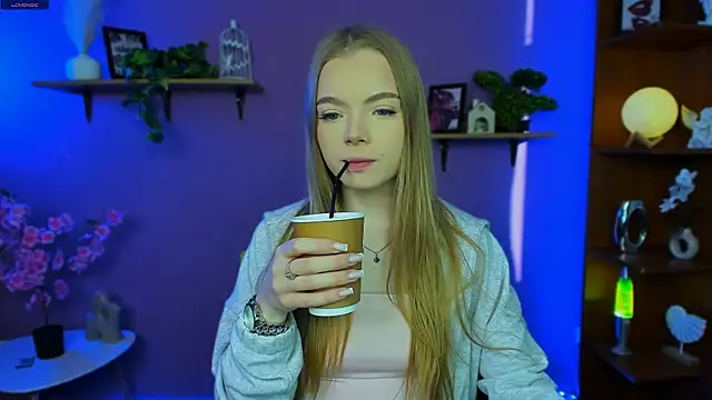 maddy moah online show from 04/29/26, 05:00