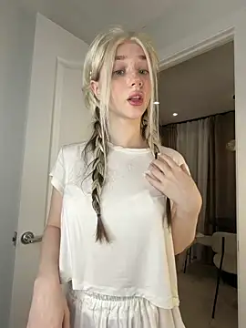 KittiLin online show from 03/30/26, 09:38