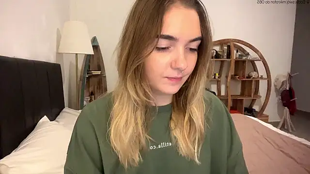 RoxyWet online show from 05/11/26, 05:32