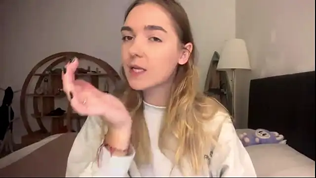 RoxyWet online show from 06/15/26, 01:22