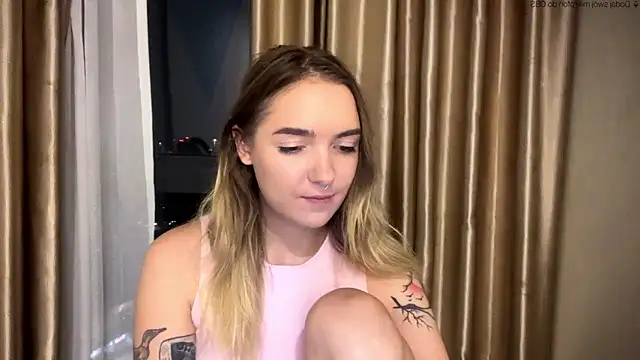 RoxyWet online show from 05/27/26, 02:13