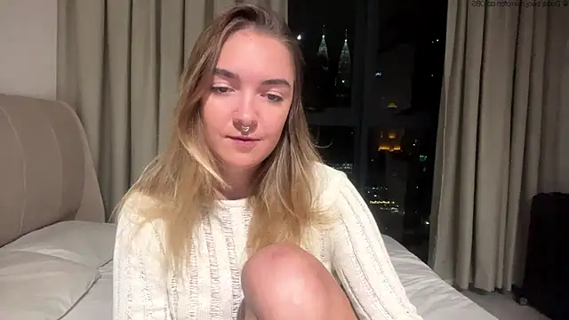 RoxyWet online show from 05/25/26, 02:49