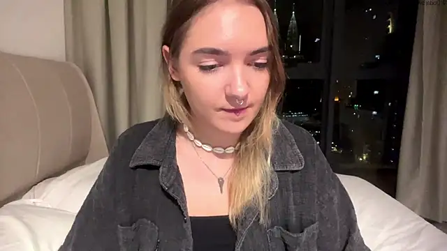 RoxyWet online show from 05/21/26, 02:14