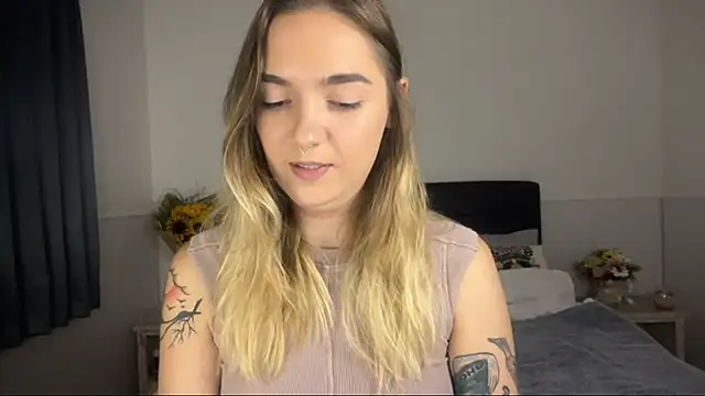 RoxyWet online show from 07/06/26, 03:03