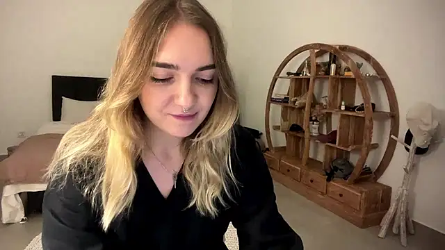 RoxyWet online show from 03/27/26, 07:15