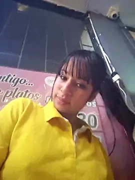 Snapshot of SabrinaWarren_ chatting on 03/19/26, 04:23 SabrinaWarren online show from 03/19/26, 04:23