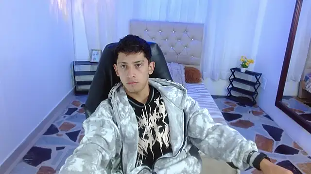 Kei 23 online show from 04/13/26, 11:25