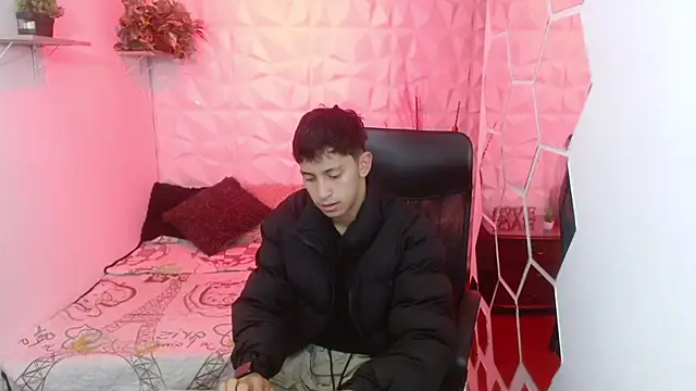 Kei 23 online show from 03/31/26, 11:56