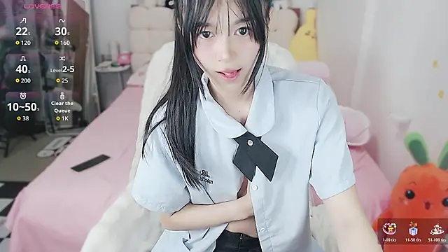 Snapshot of Rabbit1320 chatting on 03/29/26, 09:00 Rabbit1320 online show from 03/29/26, 09:00