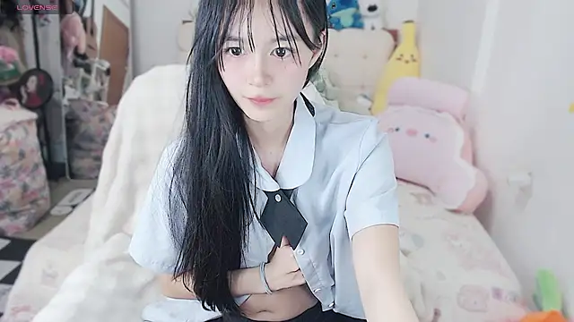 Snapshot of Rabbit1320 chatting on 03/23/26, 11:43 Rabbit1320 online show from 03/23/26, 11:43