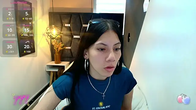 Abril Fox   online show from 04/30/26, 08:16