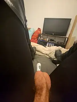 bootslove1 online show from 04/12/26, 01:03