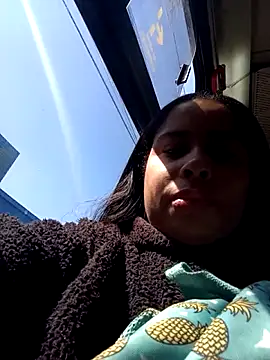 gatinha20257 online show from 05/12/26, 02:56