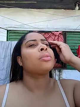 Snapshot of gatinha20257 chatting on 07/06/26, 03:14 gatinha20257 online show from 07/06/26, 03:14