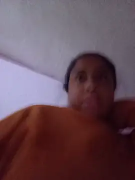 gatinha20257 online show from 05/16/26, 09:19