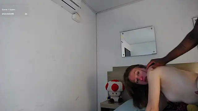 Ebony N Blonde online show from 04/21/26, 01:42